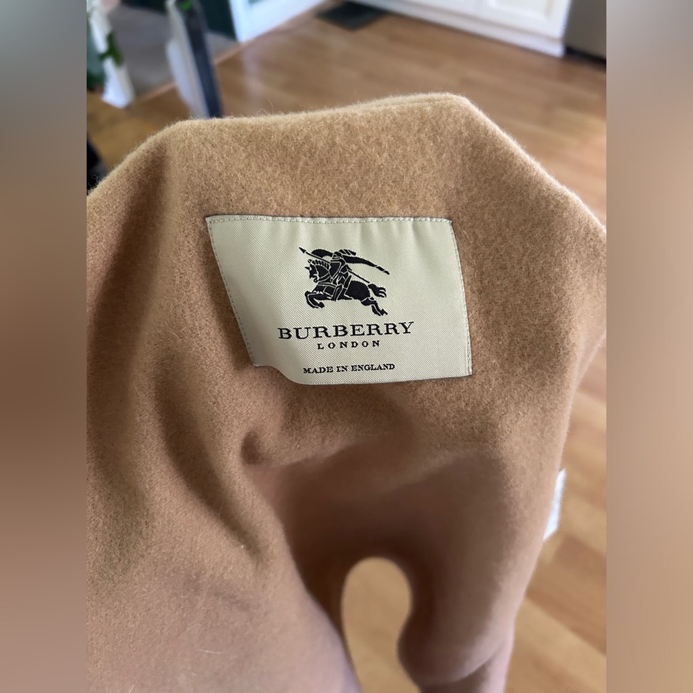 Authentic Burberry Jacket And Vest - Picture 2 of 6